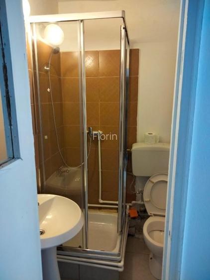 Inchiriez garsonieră  - 4