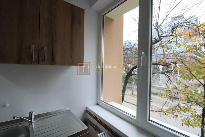 Piata 700; centrala proprie, la prima inchiriere dupa renovare. - 16