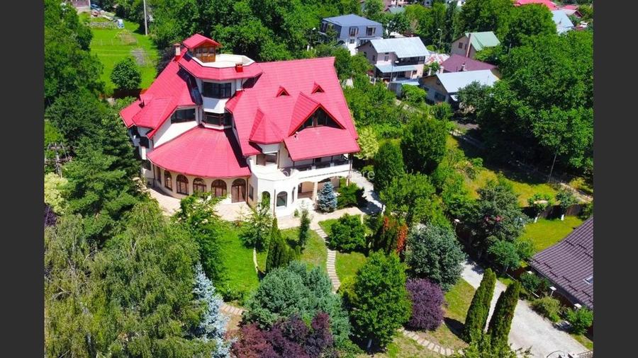 Vând Hotel/Pensiune Breaza: 15 camere, 1000 mp
 - 15