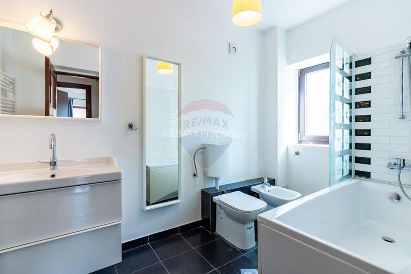 Casă / Vilă de vanzare la intrare in Mogosoaia, padure, teren 1097mp - 23