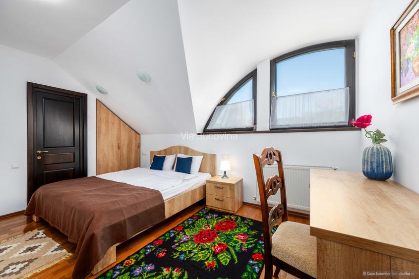 Casa de locuit sau vacanta 5 camere, 5 bai, 2600mp teren langa Humor - 31