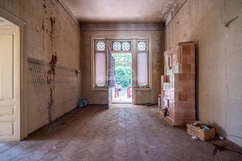 Oportunitate! Vila cu arhitectura spectaculoasa ultracentrala, Sinaia - 13