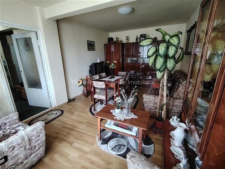 Apartament 4 camere (Gheorgheni, Cart. Bucin 17 B) - 2