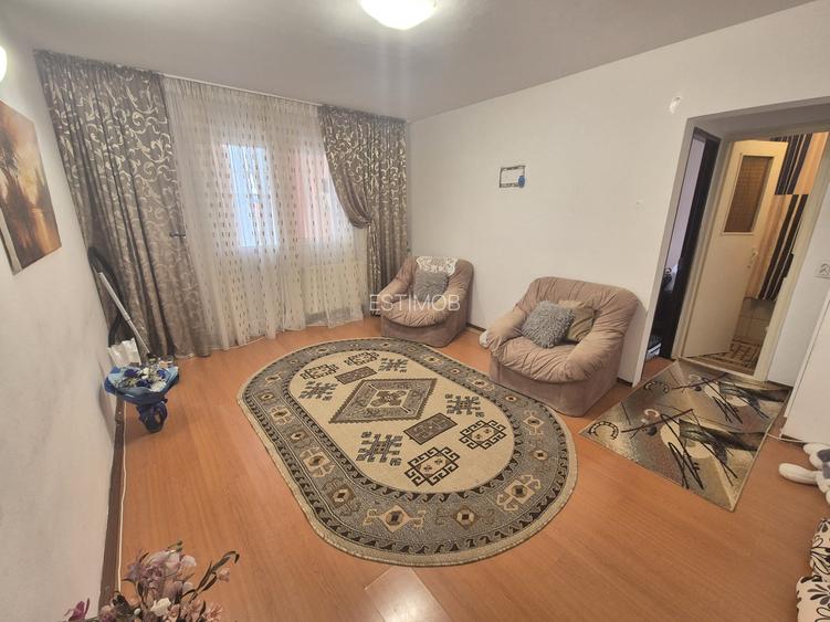 Vanzare apartament 2 camere etajul 3 din 4 Cartierul ISR Rasnov - 3