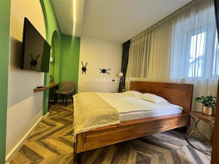 Afacere regim hotelier, doua unitati,  zona Piata Unirii-Brasov - 2