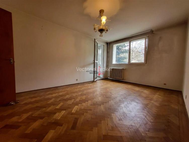 APARTAMENT 4 CAMERE ETAJ 1 FIX LANGA METROU, SCOALA SI PARC - 5
