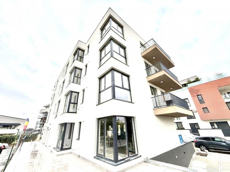 Pipera Azur acces A3 spatiu parter cu terasa  - 6