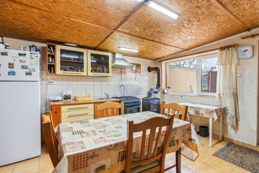 Casă de Om Gospodar - Costuleni - Grădină 2093 mp -0% Comision 0% TVA - 22