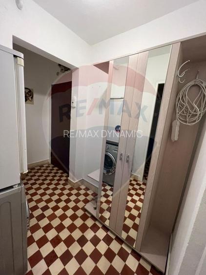 Apartament 2 camere Boul Rosu - 8