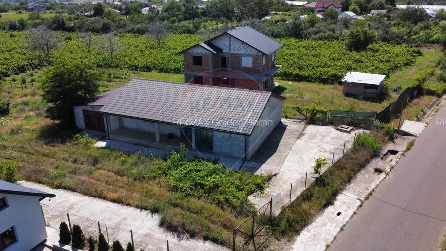 Casă sau Spatiu Dumbraveni langa DN E85 - 2