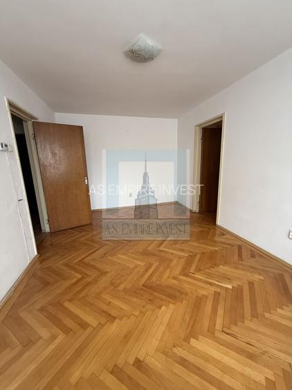 Apartament 2 camere ,50 mp - zona Centrul Civic - 2