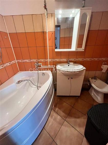 Calarasi-Bariera 2 cam 55mp etaj 3  conf 1 Decomandat Mobilat - 12