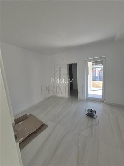 Duplex pe parter - zona buna - posibilitate alegere finisaje - bucatarie inchisa - 3