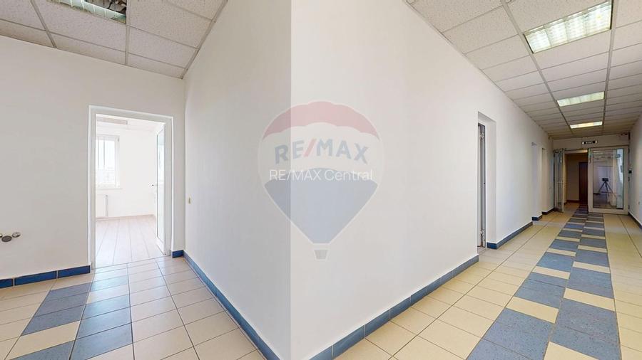 Birouri de închiriat în Brașov, Centrul Civic, clădire de birouri - 9