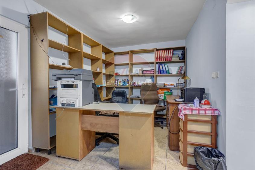 Oportunitate rară în Chișineu-Criș: locuință și spații comerciale - 24