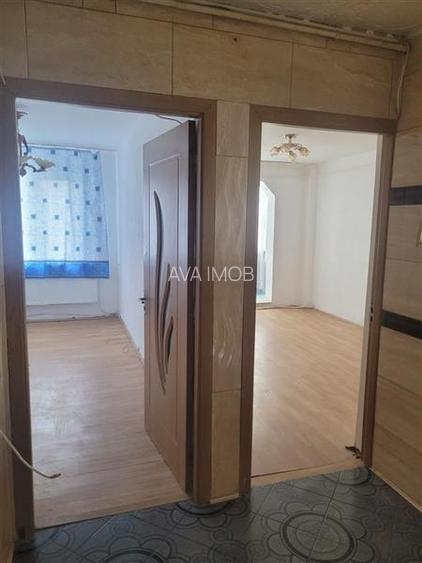 Apartament 3 camere semidecomandat, zona Neagoe Voda - 7