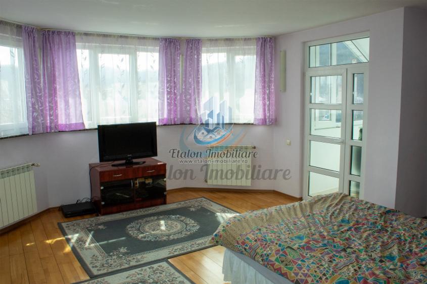 Vila Lux, 375 mp, Piatra Neamt