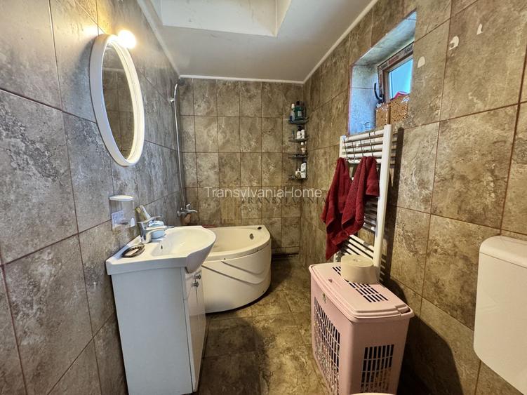 Casa de vanzare cu potential ridicat in Cornatel jud.Sibiu - 12