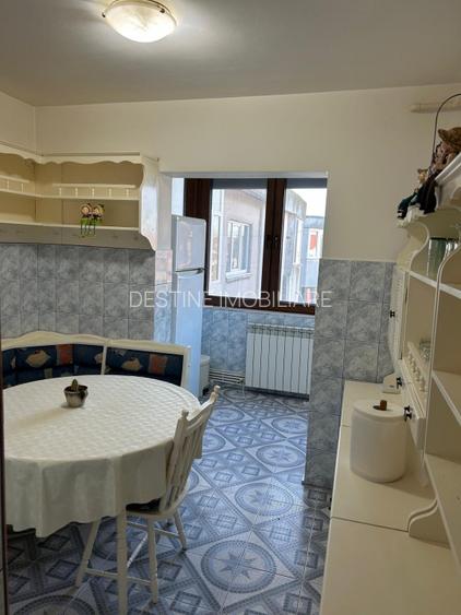 Vand artament 2 camere foarte aproape de plaja –Bulevardul Mamaia, zona 3 Papuci - 8