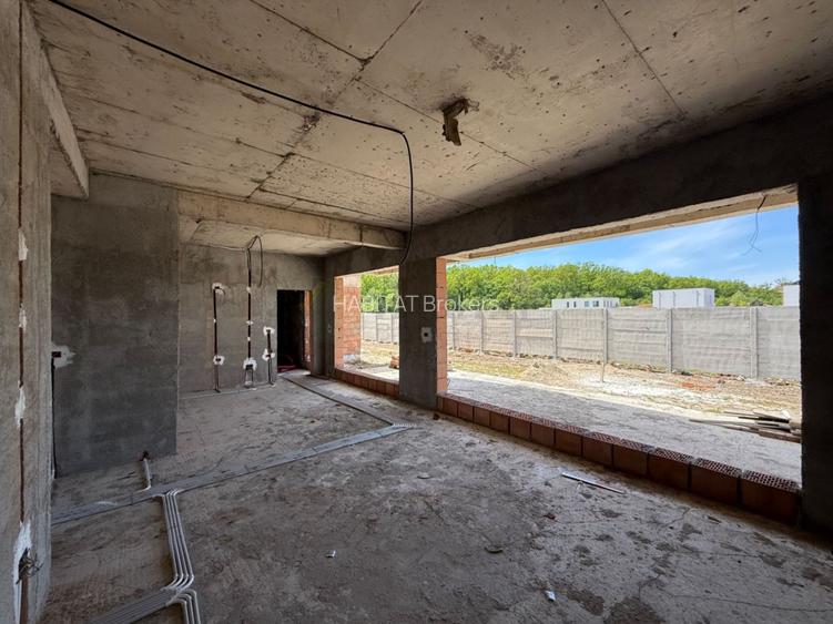 Eleganță și natură: vilă urbană exclusivistă în Tunari - 19