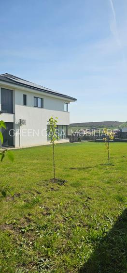 Casă complet mobilată și utilată, independentă energetic Dezmir - 4