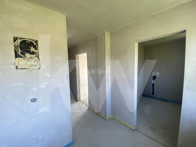 Casa individuala 4 dormitoare de vanzare in Cisnadie Sibiu teren 727mp - 11