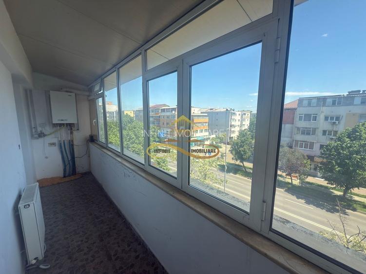 De vanzare apartament 3 camere decomandate Republicii Bacau - 15