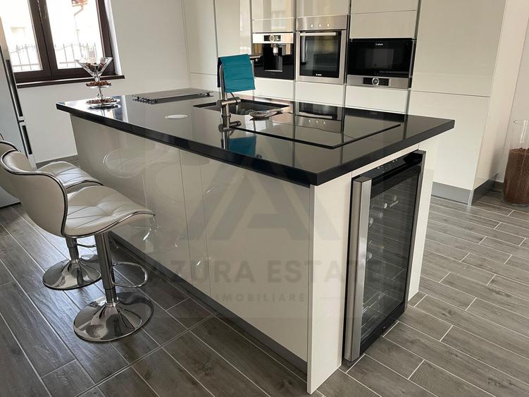 Casa moderna 4 camere echipata premium cu panorama superba in Talmaciu