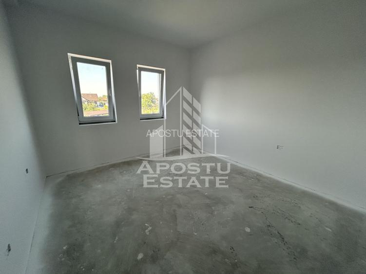 Vand apartament in triplex P+E+M, proiect deosebit, la alb, Sacalaz. - 11