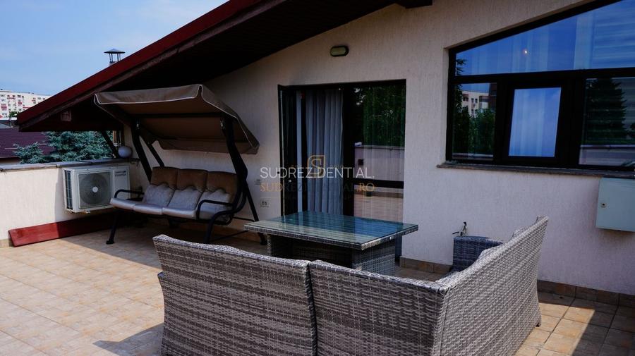 Vila deosebita cu 6 camere, zona Aparatorii Patriei, Sector 4 - 18