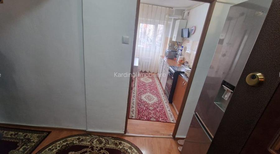 Apartament 2 camere decomandat etajul 1 zona  Judetean - 8