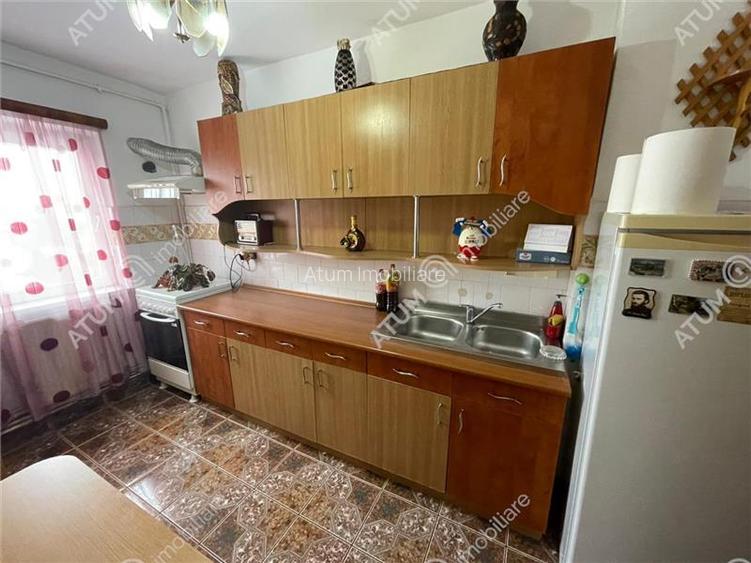 Apartament 3 camere decomandate si balcon zona Vasile Aaron Sibiu - 5