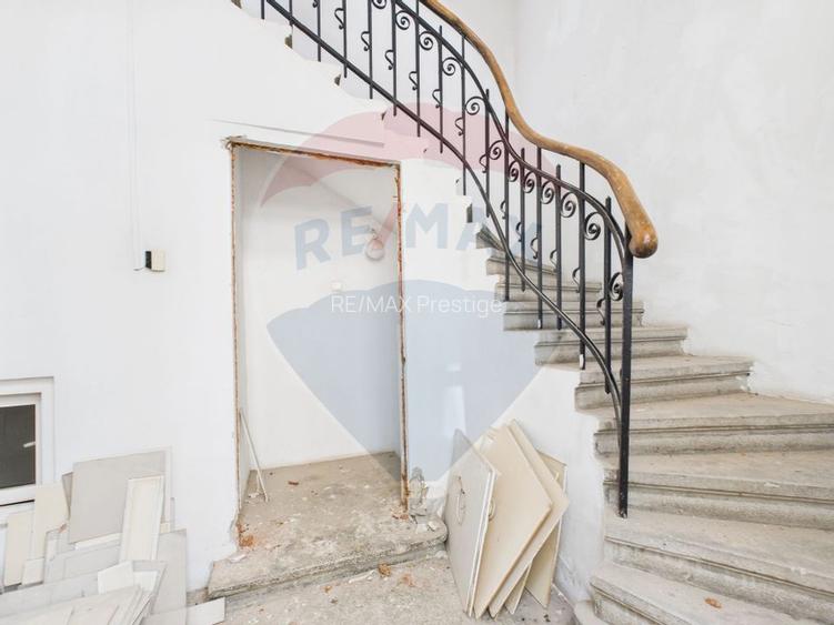 Vila S+P+2+M, 15 camere, ideala pentru investitie - Ștefan cel Mare - 4