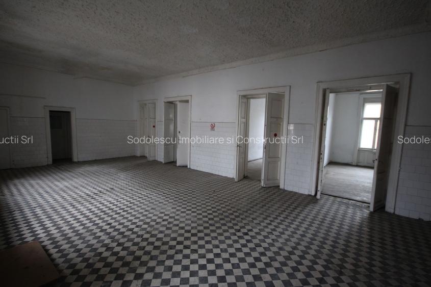 Imobil pretabil cladire de birouri, clinica medicala - Central - 2