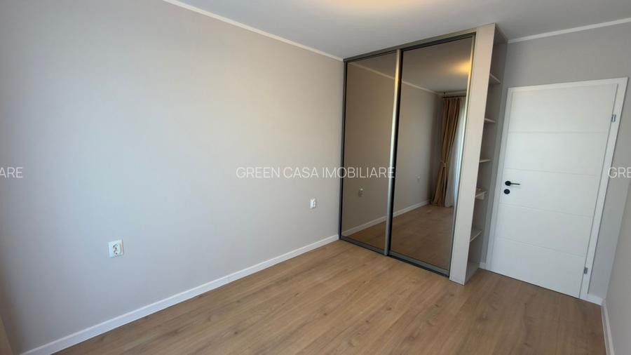 Apartament  3 camere,55 mp+ balcon 10 mp, zona Eroilor - 10