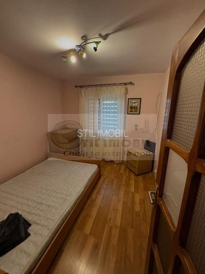Apartament 3 camere – zona Nicolina(prima stație după Podul Ros) - 4