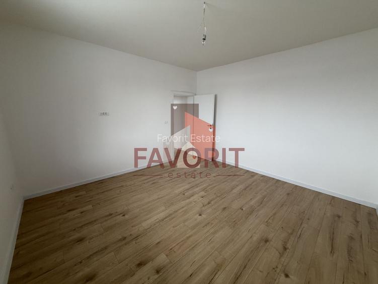 NOU. Gradina proprie de 103 mp si 2 locuri de parcare inscrise in CF. - 10