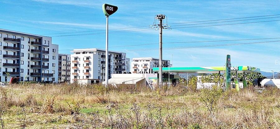 Intrare in Rasnov dinspre Brasov, zona de case noi, teren de 1976mp,  80 euro/mp - 14