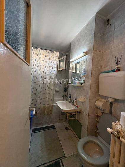 EXCLUSIV - Apartament 3 Camere - Metrou Titan La 5 Minute - 15