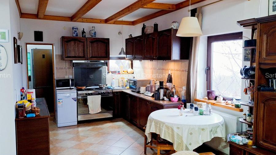 CASĂ DE VACANȚĂ ÎN COMARNIC - 5