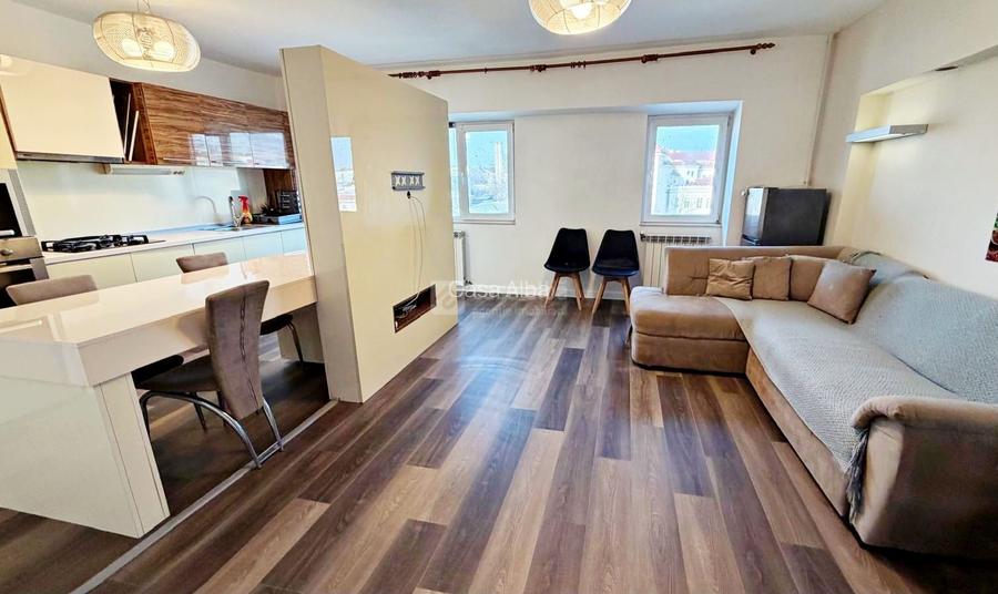 Independentei - vis-a-vis UMF, 3 camere mobilat si utilat - 3