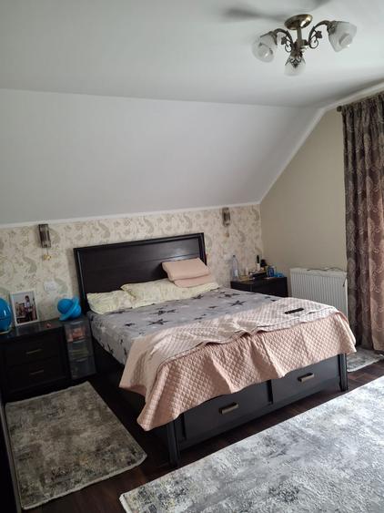 Casa cu etaj la Hudum
