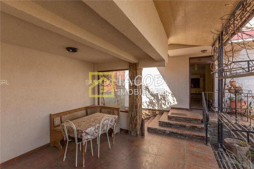 Vila Duplex cu 10 camere, cartier Serbanesti, Bacau - 40
