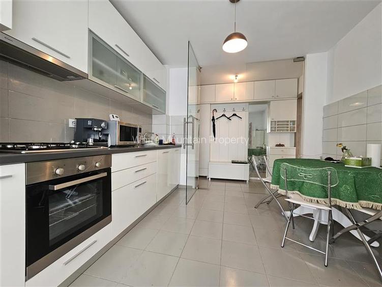 Apartament 3 camere cu priveliste zona Bd. Victoriei - 6