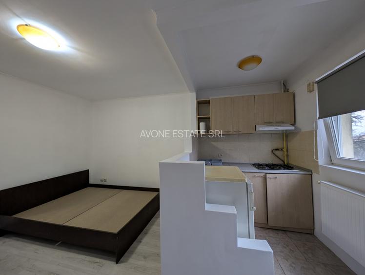 Garsonieră la etajul 1, în bloc renovat, cu lift - 6