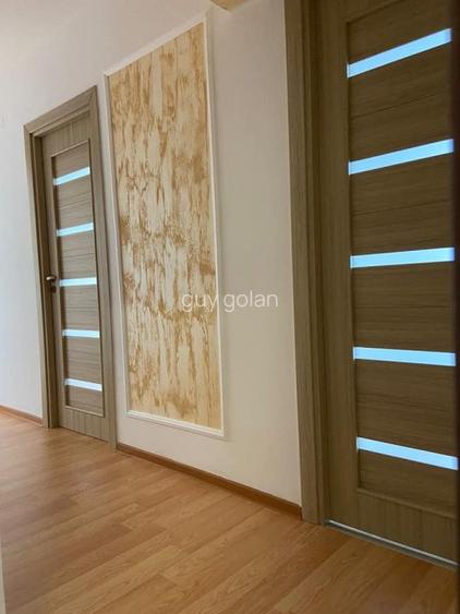 Ap,3 Camere lux- Inchiriere P-ta Victoriei Guvern-Metrou Victoriei- Comision 0%- - 12