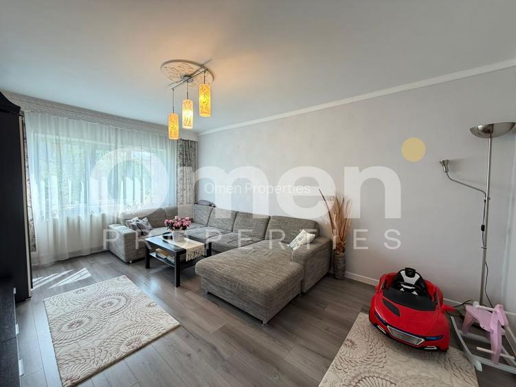 Apartament cu 3 camere decomandat, etaj intermediar,  zona Lidl Hotvon - 2