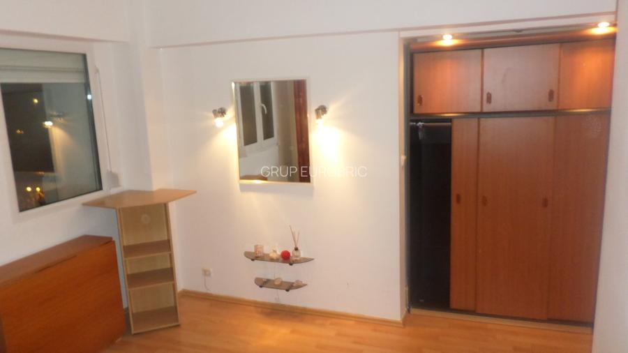 IANCULUI, METROU exact, decomandat, spatios, frumos - 8