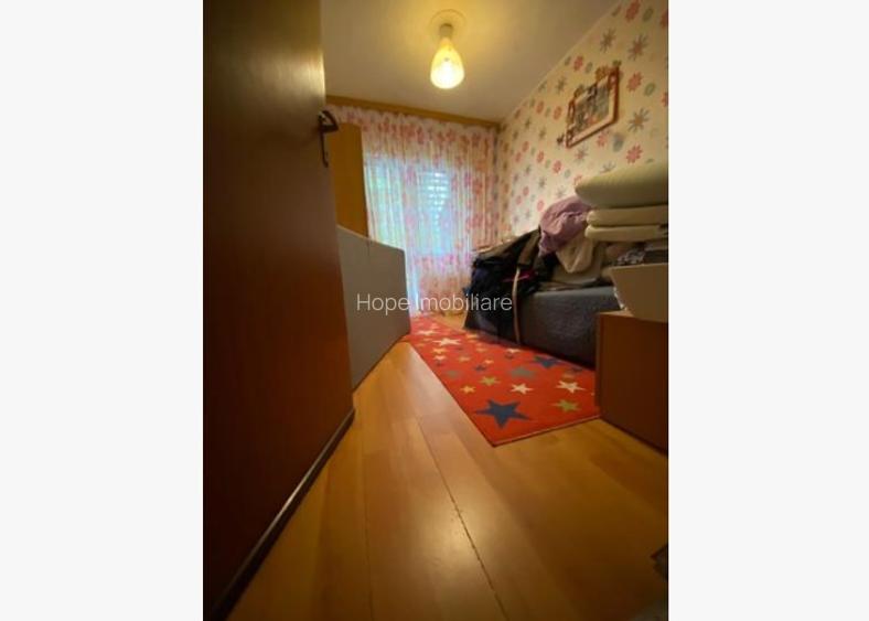 Berceni-Piata Sudului-Apartament de 3 camere decomandat - 4