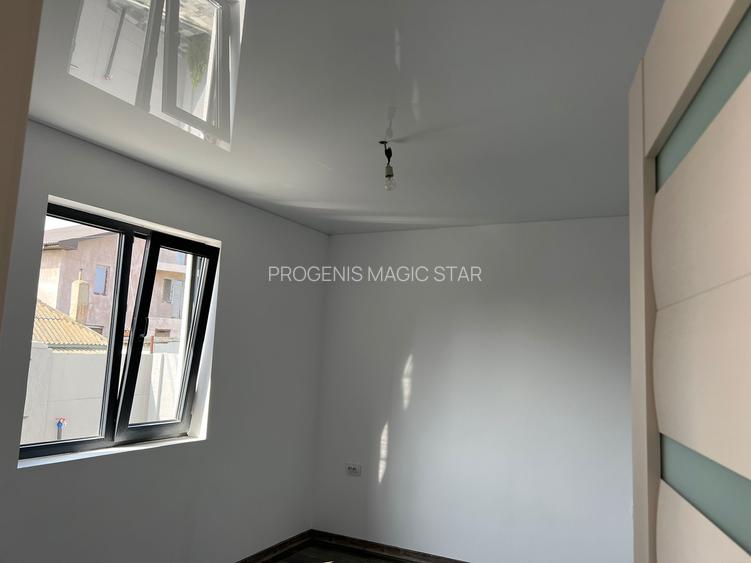 Direct proprietar vând vilă  P+1 în Lumina - 9